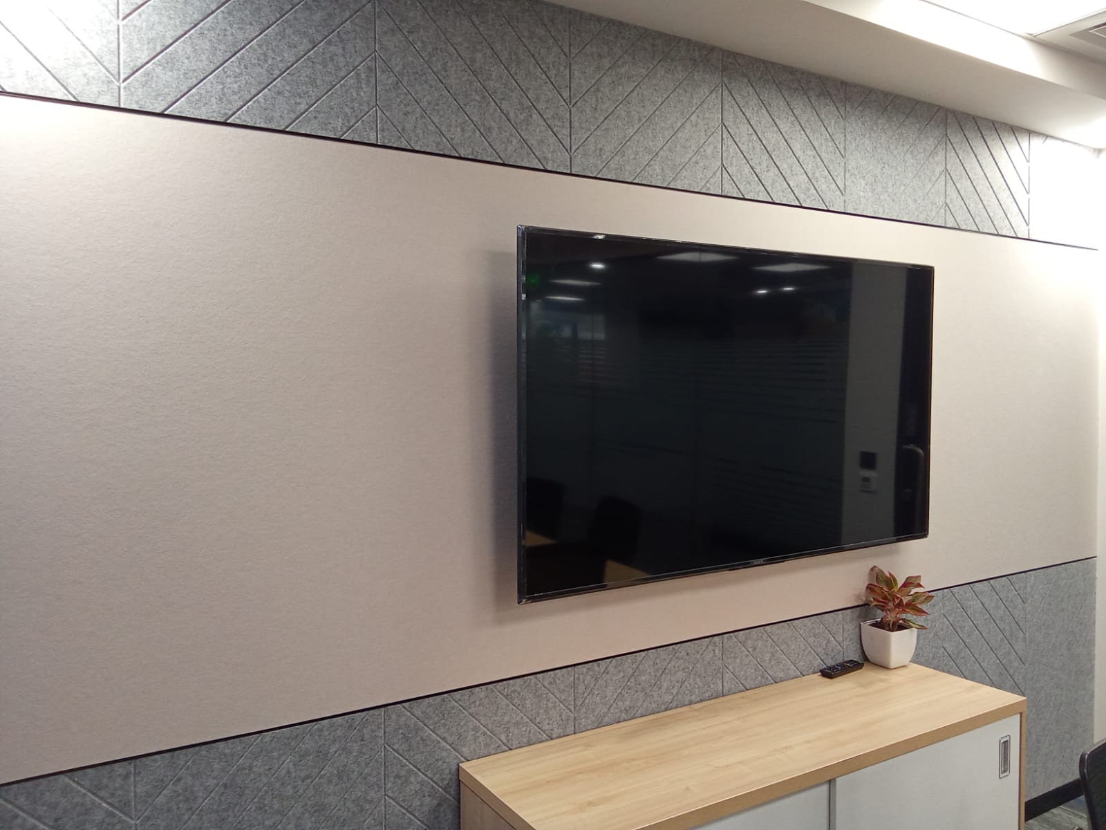 Temporary vs. Permanent Acoustic Wall Panels: Which One Fits Your Needs?